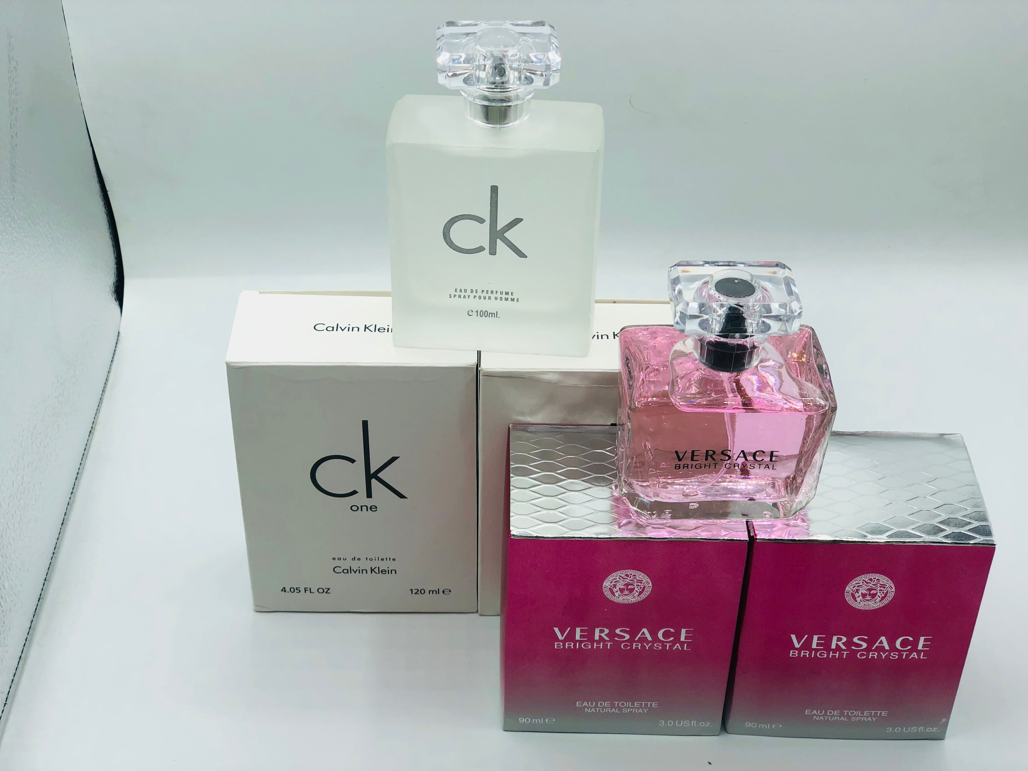 BRIGHT CRYSTAL VIRSACE + ( GET 1 FREE CK ONE PERFUME )